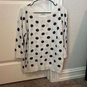 Old navy black and white sweater